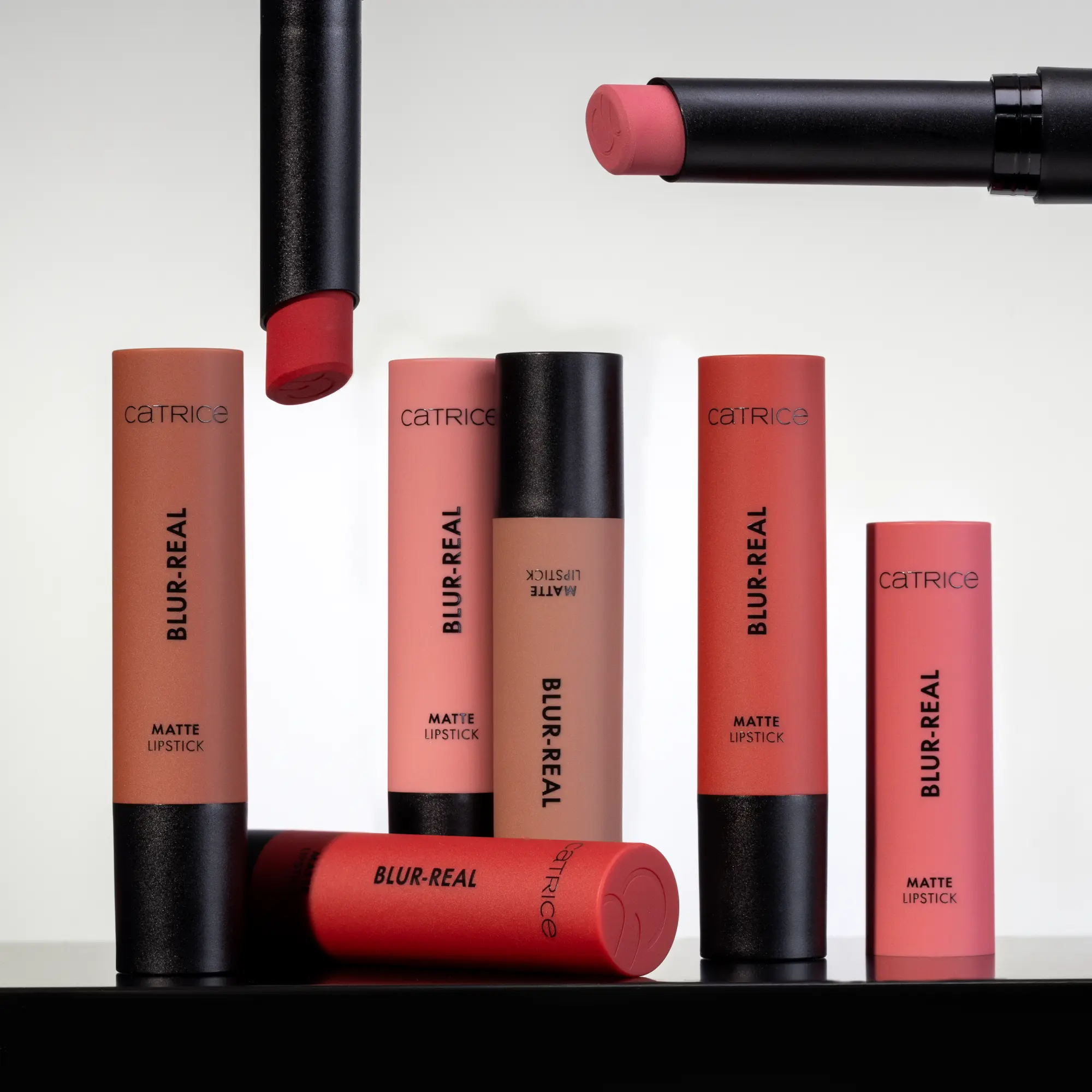 Blur-Real Matte Lipstick 040 Muted Romance - Image 8