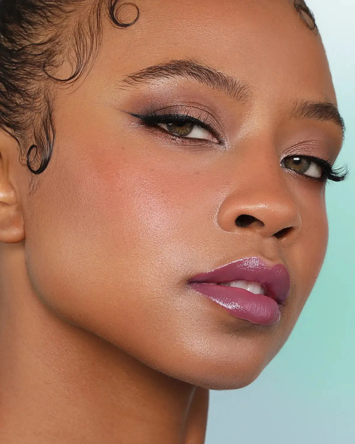 Angel Satin Lipstick 007 Misty Rose - Image 3